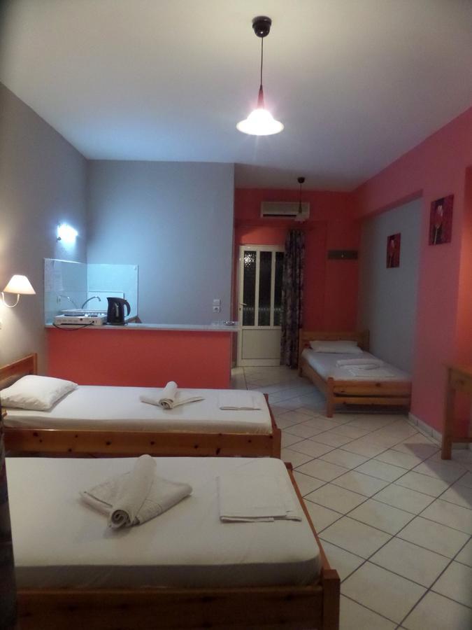 Pansion Tonia Aparthotel Kota Zakynthos Bagian luar foto